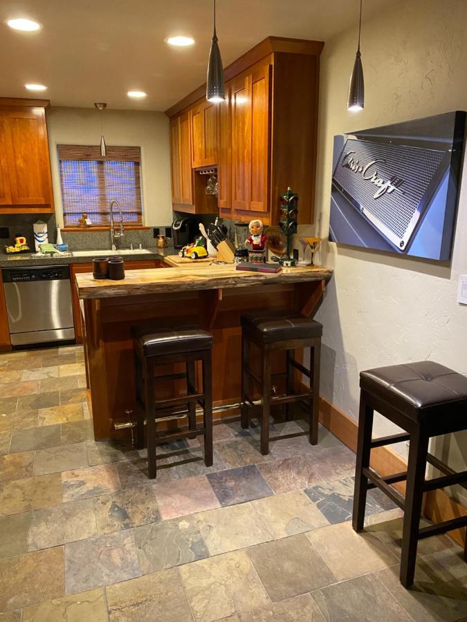 Сasa de vacaciones Tahoe Luxury Guest Quarters